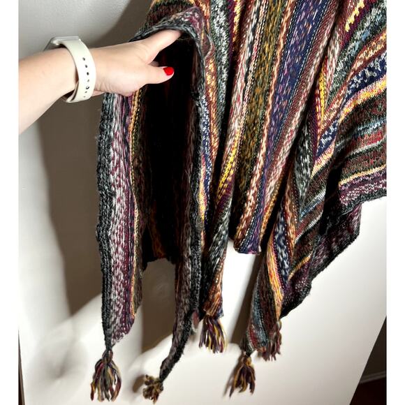 Cienna Knit Poncho - Picture 2 of 5